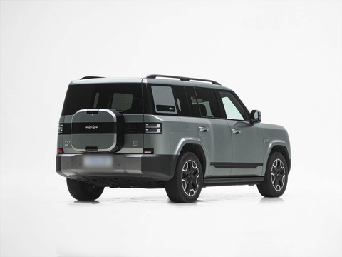 Fangchengbao Titanium 7 — China plug-in hybrid EV for export — photo 7