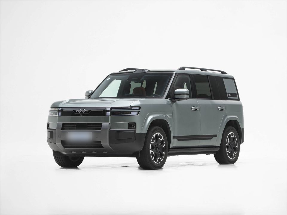 Fangchengbao Titanium 7 — China plug-in hybrid EV for export