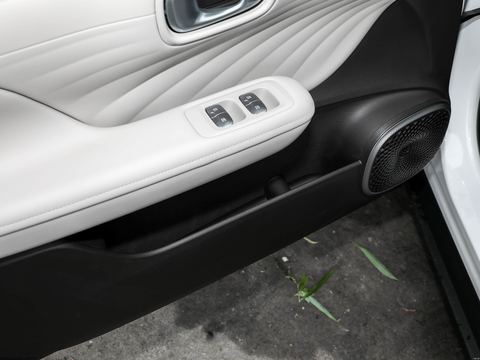 GAC Aion UT — China electric EV for export — photo 15