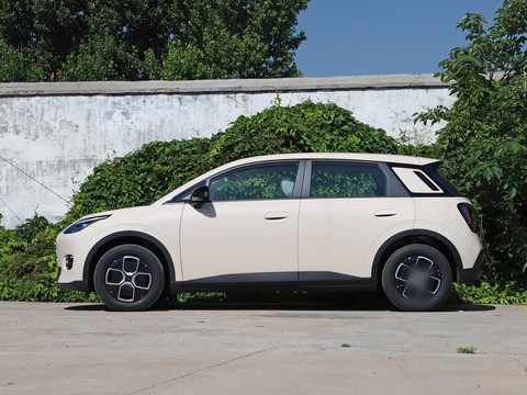 GAC Aion UT — China electric EV for export — photo 4