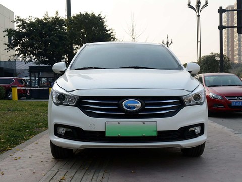 GAC Trumpchi GA3S PHEV — China plug-in hybrid EV for export — photo 2