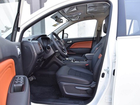 GAC Trumpchi GE3 — China electric EV for export — photo 9