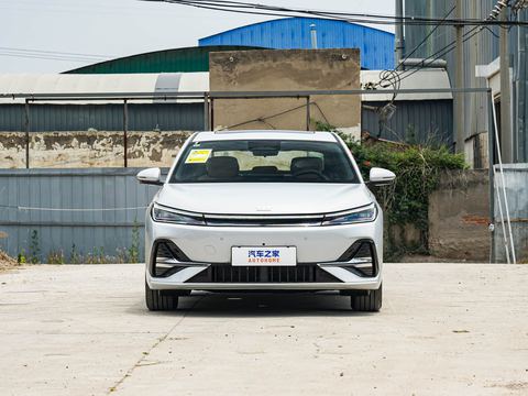 Geely Galaxy A7 EM — China electric EV for export — photo 2