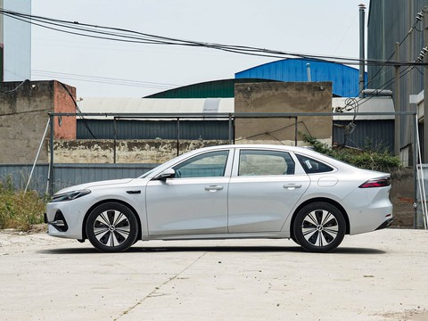 Geely Galaxy A7 EM — China electric EV for export — photo 4
