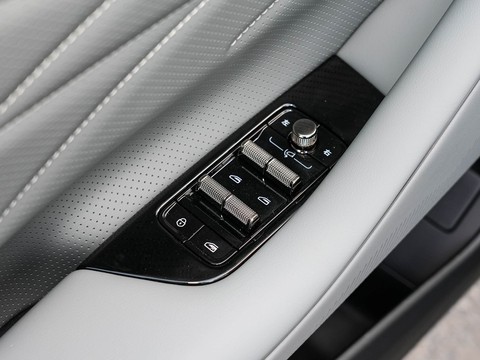 Geely Galaxy E8 — China electric EV for export — photo 13