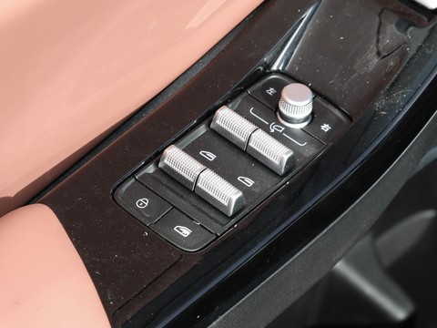 Geely Galaxy L6 — China electric EV for export — photo 13