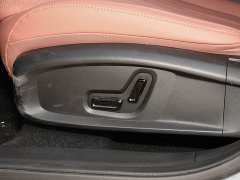 Geely Galaxy L6 — China electric EV for export — photo 14