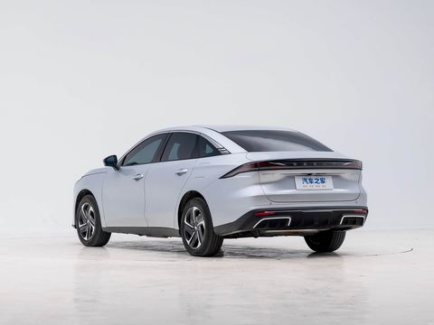 Geely Galaxy L6 — China electric EV for export — photo 5