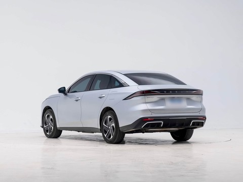 Geely Galaxy L6 — China electric EV for export — photo 5