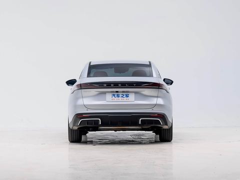 Geely Galaxy L6 — China electric EV for export — photo 6