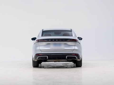 Geely Galaxy L6 — China electric EV for export — photo 6