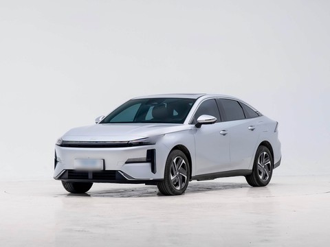 Geely Galaxy L6 — China electric EV for export