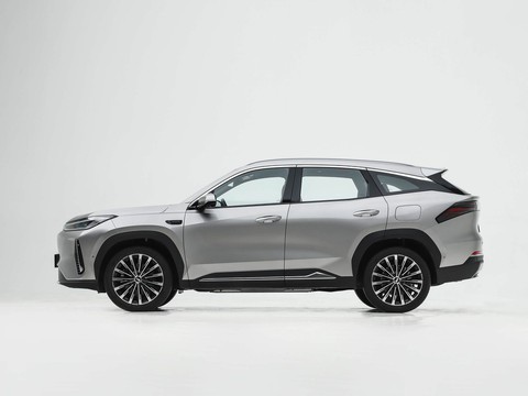 Geely Galaxy M7 — China electric EV for export — photo 4