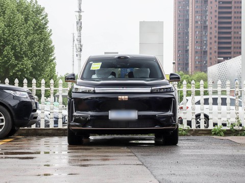 Geely Galaxy M9 — China electric EV for export — photo 2