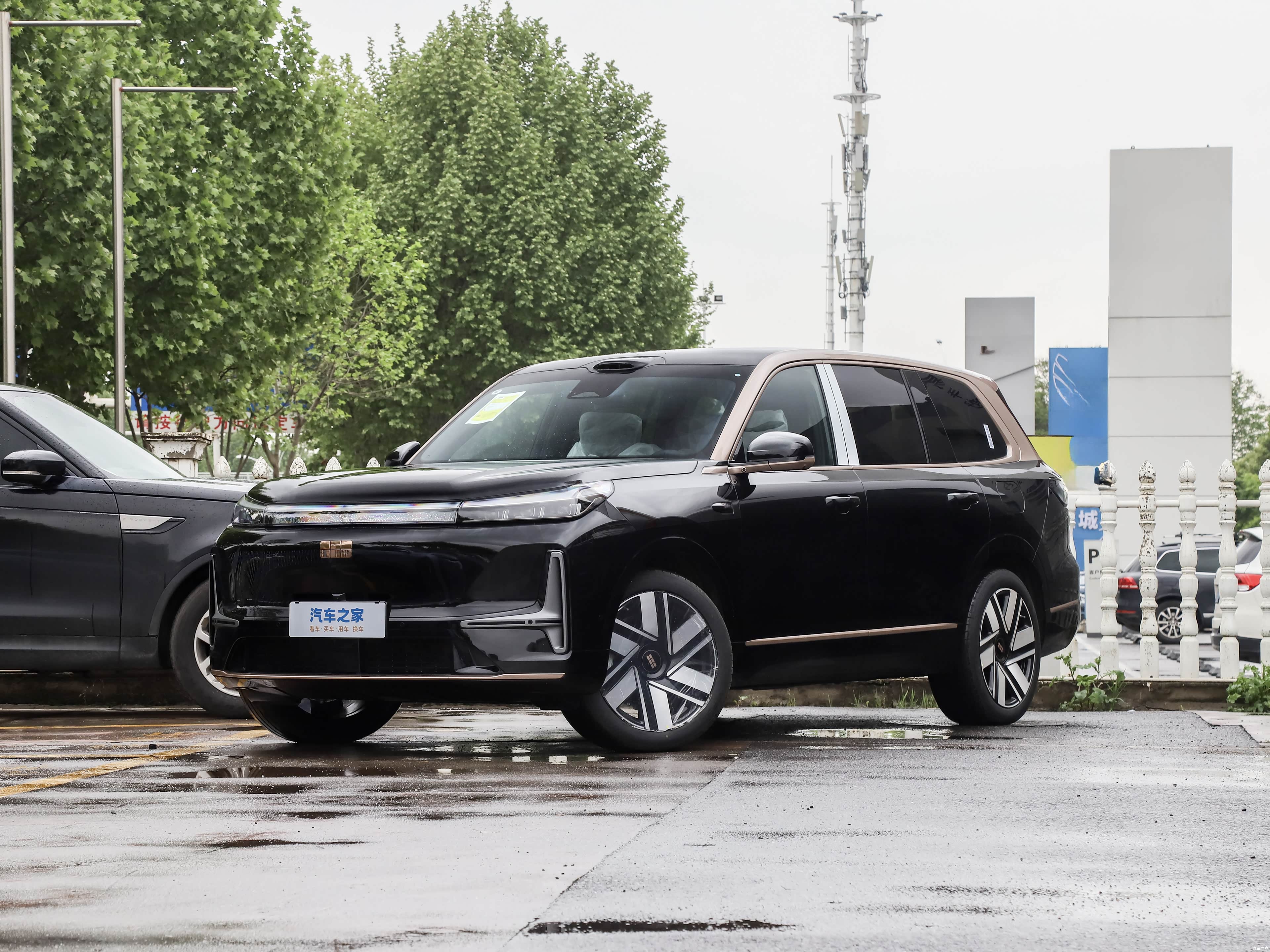 Geely Galaxy M9