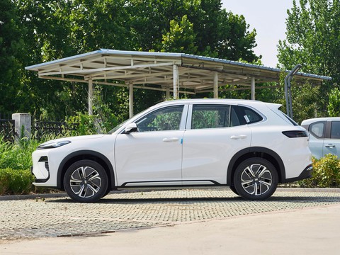 Geely Galaxy Starship 7 — China electric EV for export — photo 4