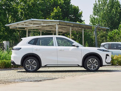 Geely Galaxy Starship 7 — China electric EV for export — photo 8
