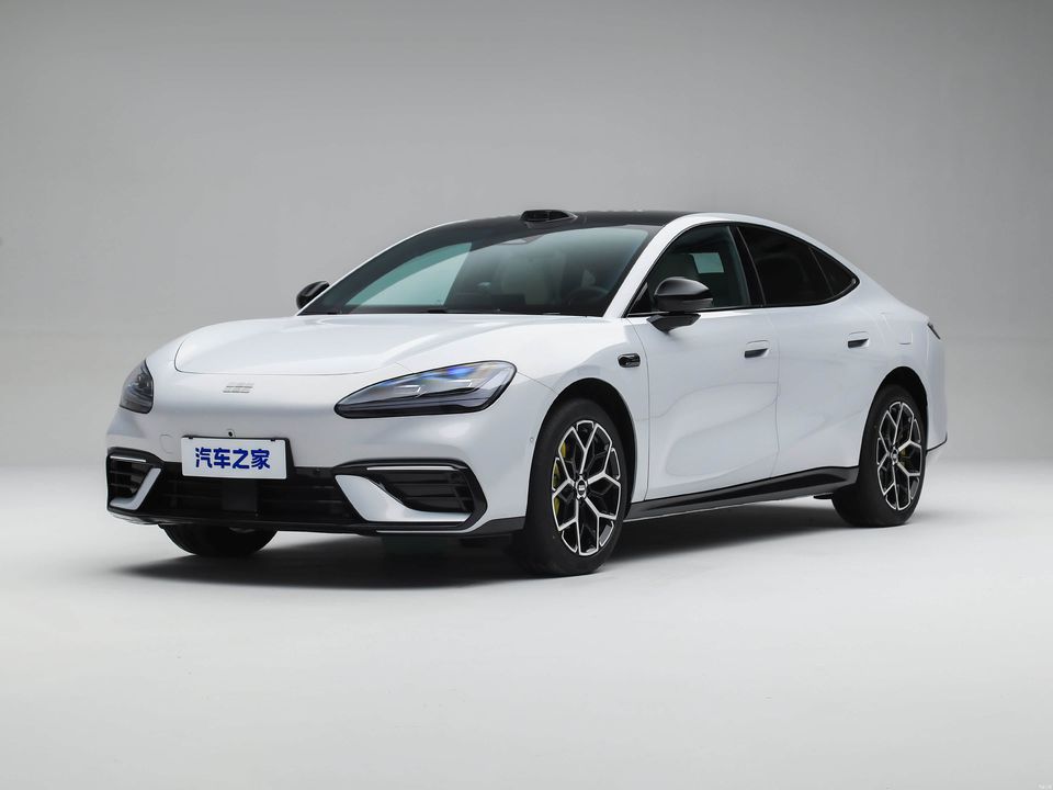 Geely Galaxy TT export to Colombia — China EV for export