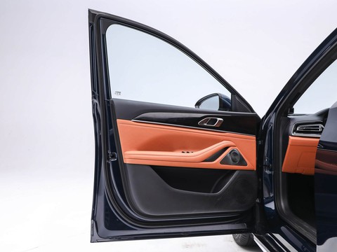 Geely Galaxy Xingyao 7 — China plug-in hybrid EV for export — photo 11