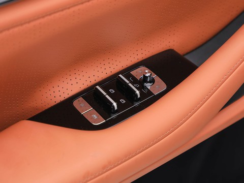 Geely Galaxy Xingyao 7 — China plug-in hybrid EV for export — photo 14
