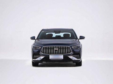 Geely Galaxy Xingyao 7 — China plug-in hybrid EV for export — photo 2