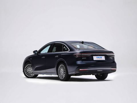 Geely Galaxy GalaxyXing Yao7 — China electric EV for export — photo 5