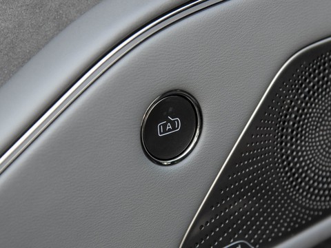Geely Galaxy Xingyao 8 — China plug-in hybrid EV for export — photo 13