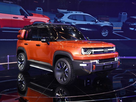 Geely Galaxy Starship 700 — China plug-in hybrid EV for export — photo 3