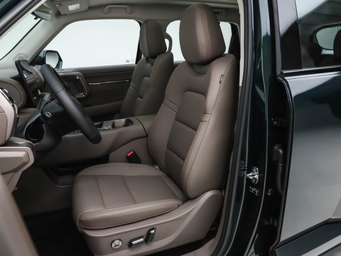 Haval Big Dog Plus PHEV — China plug-in hybrid EV for export — photo 10