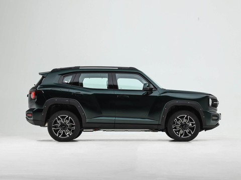 Haval Big Dog Plus PHEV — China plug-in hybrid EV for export — photo 8