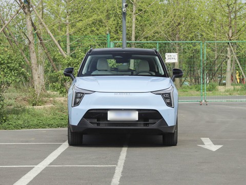 Haval Xiaolong — China plug-in hybrid EV for export — photo 2