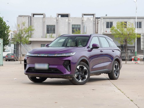 Haval Xiaolong Max — China plug-in hybrid EV for export