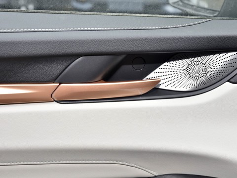 Haval H6 PHEV — China plug-in hybrid EV for export — photo 12