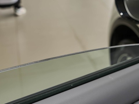 Hongqi Tian Gong 06 — China electric EV for export — photo 12
