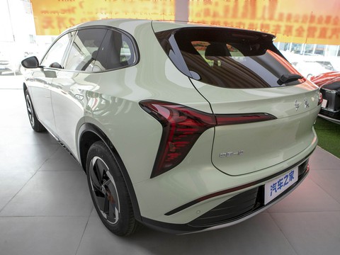 Hongqi Tian Gong 06 — China electric EV for export — photo 5