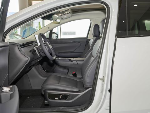 Hongqi Hong Qi Tian Gong06 — China electric EV for export — photo 9