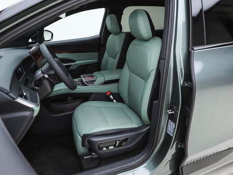 Hongqi Tian Gong 08 — China electric EV for export — photo 10