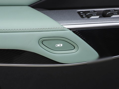 Hongqi Tian Gong 08 — China electric EV for export — photo 13