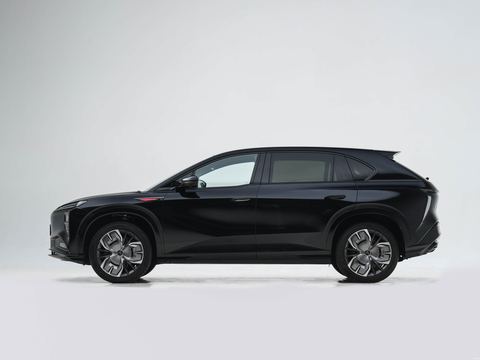 Hongqi Hong Qi Tian Gong08 — China electric EV for export — photo 4