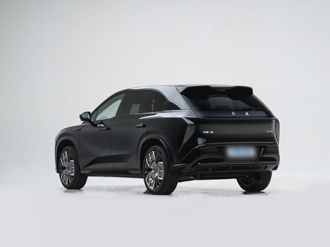 Hongqi Tian Gong 08 — China electric EV for export — photo 5