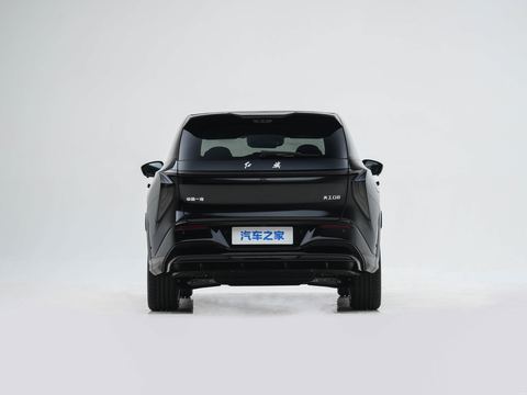 Hongqi Hong Qi Tian Gong08 — China electric EV for export — photo 6