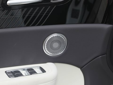 Hongqi Hong QiE-HS9 — China electric EV for export — photo 15