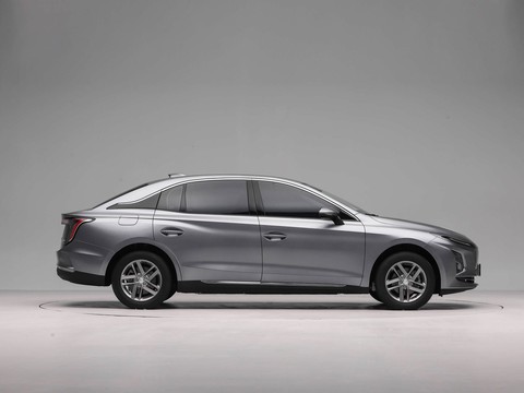 Hongqi E-QM5 — China electric EV for export — photo 8