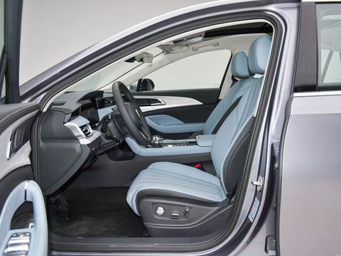 Hongqi Hong QiH5 PHEV — China electric EV for export — photo 9