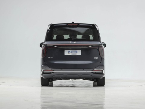 Hongqi HQ9 PHEV — China plug-in hybrid EV for export — photo 6