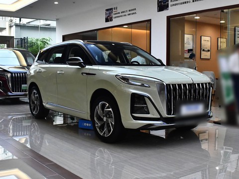 Hongqi HS3 PHEV — China plug-in hybrid EV for export — photo 3