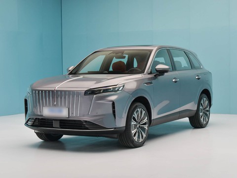 Hongqi HS6 PHEV — China plug-in hybrid EV for export