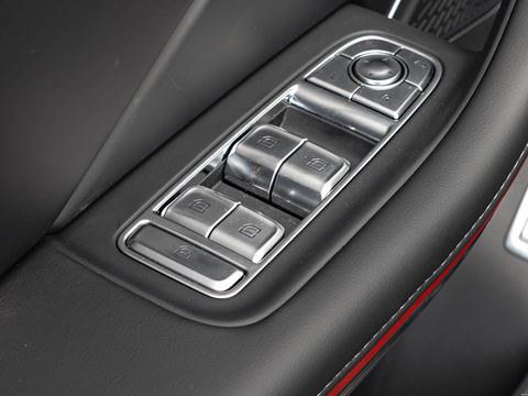 Hongqi Hong QiHS7 PHEV — China electric EV for export — photo 14