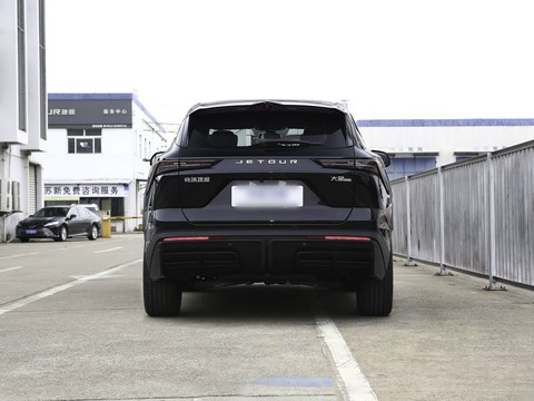Jetour Dasheng i-DM — China plug-in hybrid EV for export — photo 6