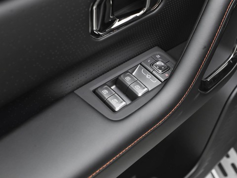 Jetour Freedom 7 Plus — China plug-in hybrid EV for export — photo 14
